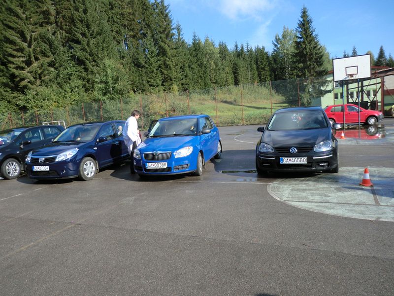 vysvätenie automobilov