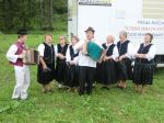 spieva folklórna skupina z Klokočova