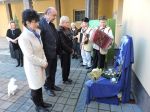 pietna spomienková slávnosť na P.H. Jurinu. Zľava: Veronika Haferová, starostka obce, Teodor Križka, PhDr. Janka Bírová