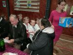 detičky z MŠ rozdávali seniorom prekvapenie
